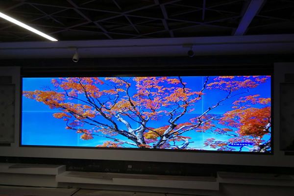 無縫拼接屏在城市售樓中心的應(yīng)用能起到哪些作用？