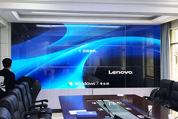 無縫拼接屏廠家如何提高自身優(yōu)勢，擴(kuò)大市場份額