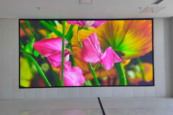 直播背景墻用什么顯示大屏，哪個(gè)品牌好