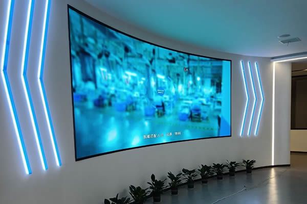 直播背景大屏有哪些，直播背景墻用哪種顯示大屏好？