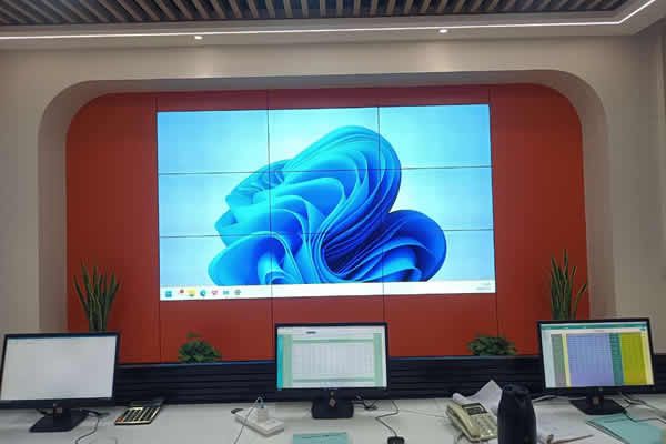 拼接屏十大品牌有哪些，選擇哪個(gè)廠家好？