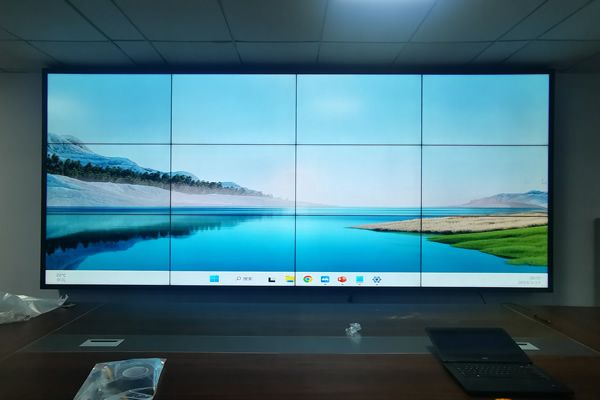 拼接屏安裝是怎么做到點(diǎn)對點(diǎn)、不變形顯示的？