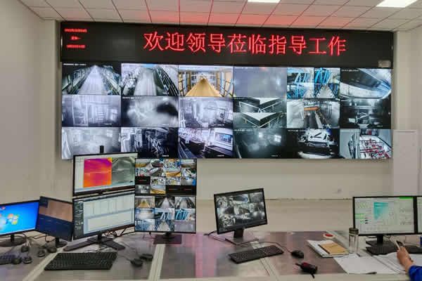 一塊拼接屏可以顯示多少路監(jiān)控畫面，監(jiān)控畫面是如何在拼接屏上顯示的