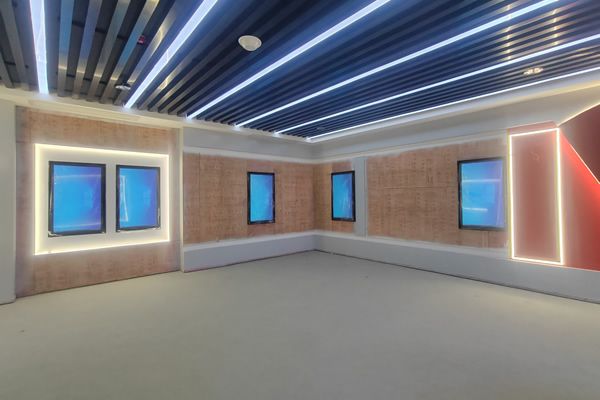 大尺寸的觸摸顯示屏有哪些，哪些顯示大屏支持觸控功能的？