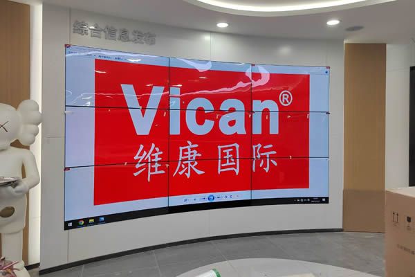 拼接屏產(chǎn)品怎么樣，一套拼接屏包括哪些設(shè)備