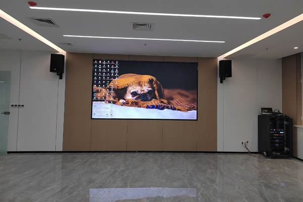 會議室適合使用LED顯示屏嗎，有哪些應用優(yōu)勢？