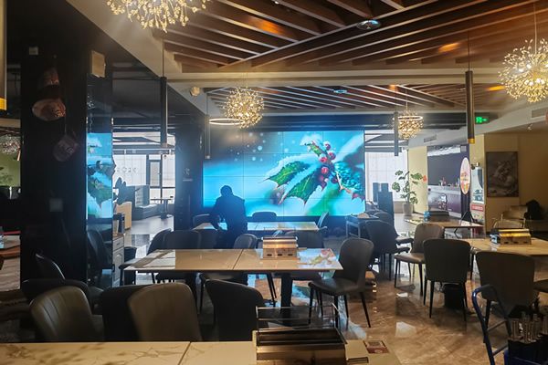 商場商店大屏幕用液晶拼接屏好，還是LED顯示屏？