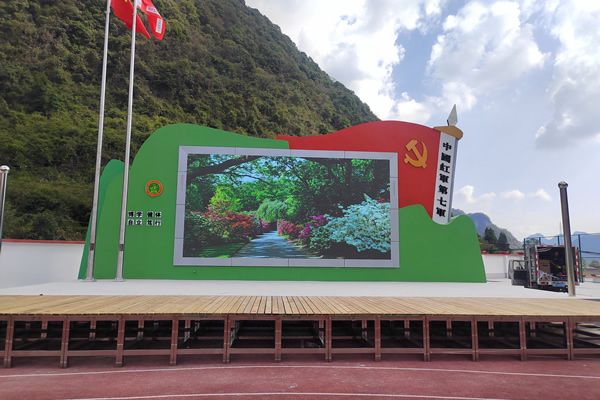 學校舞臺LED大屏顯示方案設計