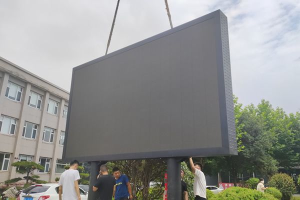 廣場舞臺與 LED 大屏幕比例設(shè)計的全面解析